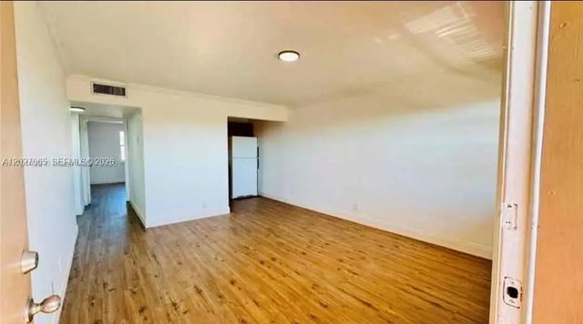 11195 Sw 1st Street #319, Sweetwater