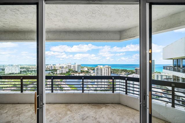 4 of 58 - 3500 Mystic Pointe Drive, Aventura, FL