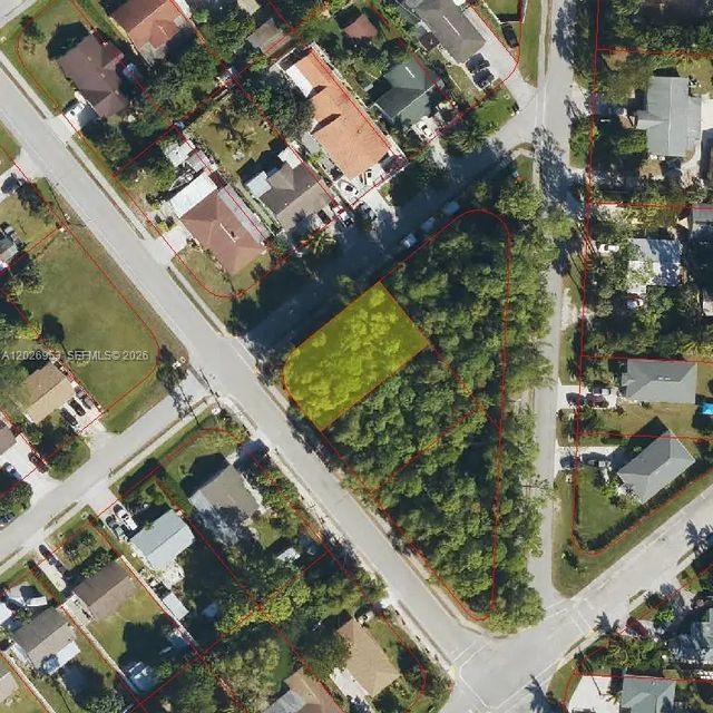 5470 Carolina Avenue, Naples
