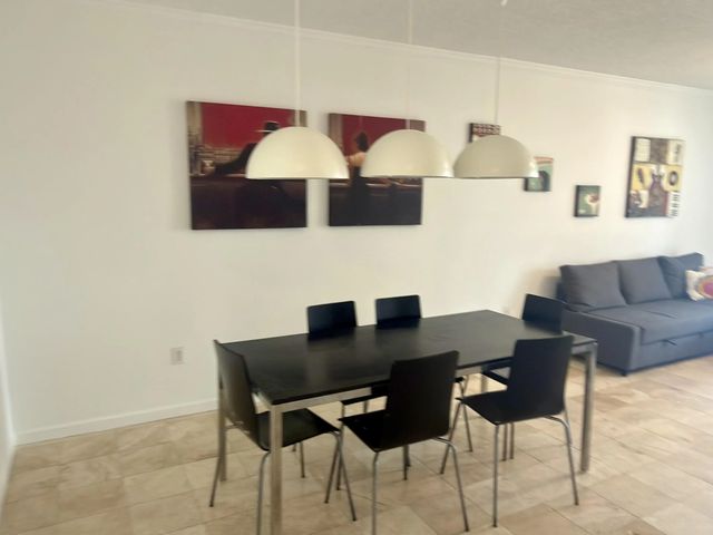 4 of 20 - 17100 N Bay Road #1911, Sunny Isles Beach, FL