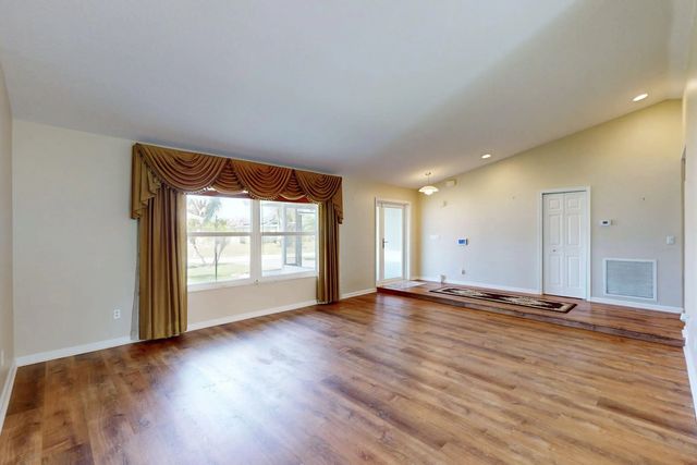 3 of 70 - 4026 Sw Jaqust, Port St. Lucie, FL