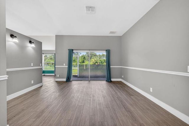 4 of 25 - 2801 Sw Kasson Court, Port St. Lucie, FL
