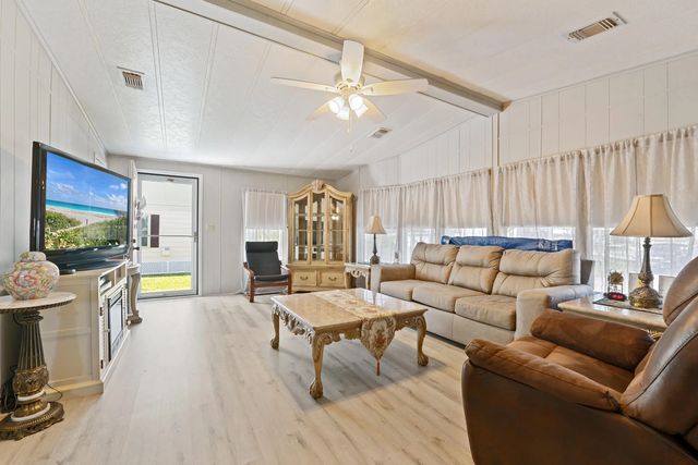 51 Grande Camino Way, Fort Pierce