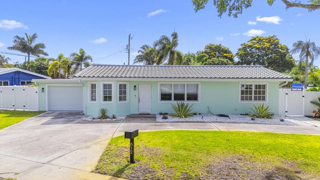 3 of 27 - 612 Se 10th Avenue, Deerfield Beach, FL