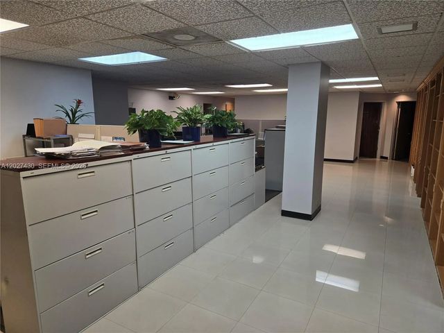 909 N Miami Beach Boulevard #201, North Miami Beach