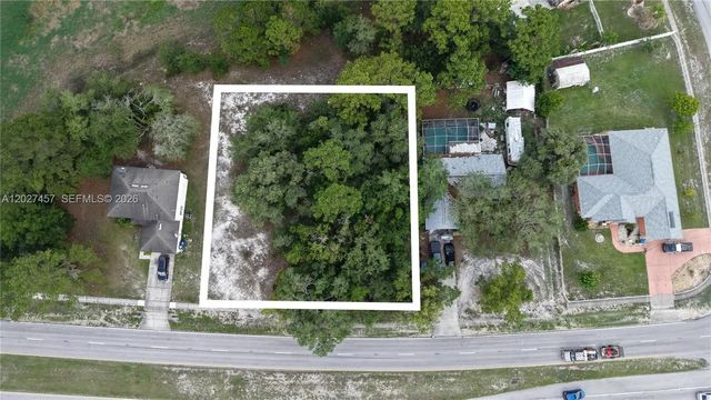 4164 Deltona Boulevard, Spring Hill