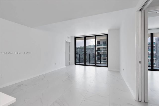 1300 S Miami Avenue #3211, Miami