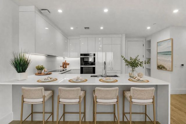 3 of 96 - 220 Lake Shore Drive #815, Lake Park, FL