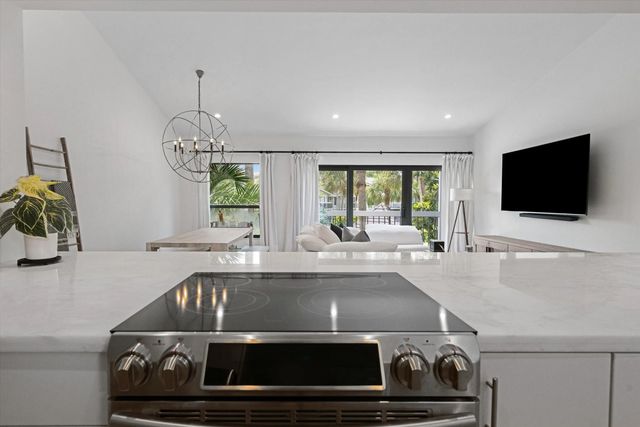 5 of 25 - 11863 Wimbledon Circle #532, Wellington, FL