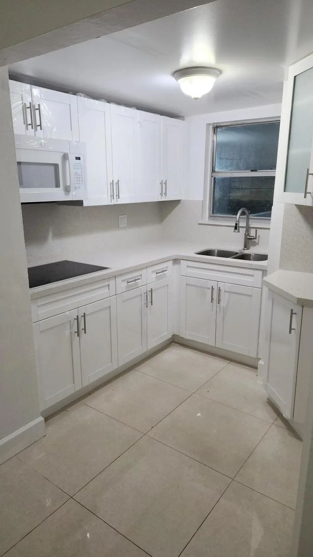 2 of 16 - 210 Fontainebleau Boulevard #311, Miami, FL