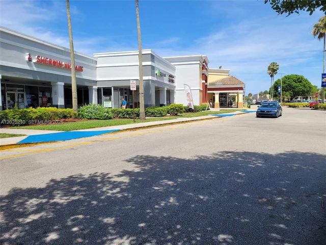 5 of 11 - 6935 Taft, Hollywood, FL