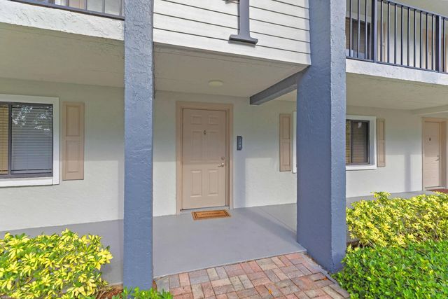 711 Forest Club Drive #108, Wellington