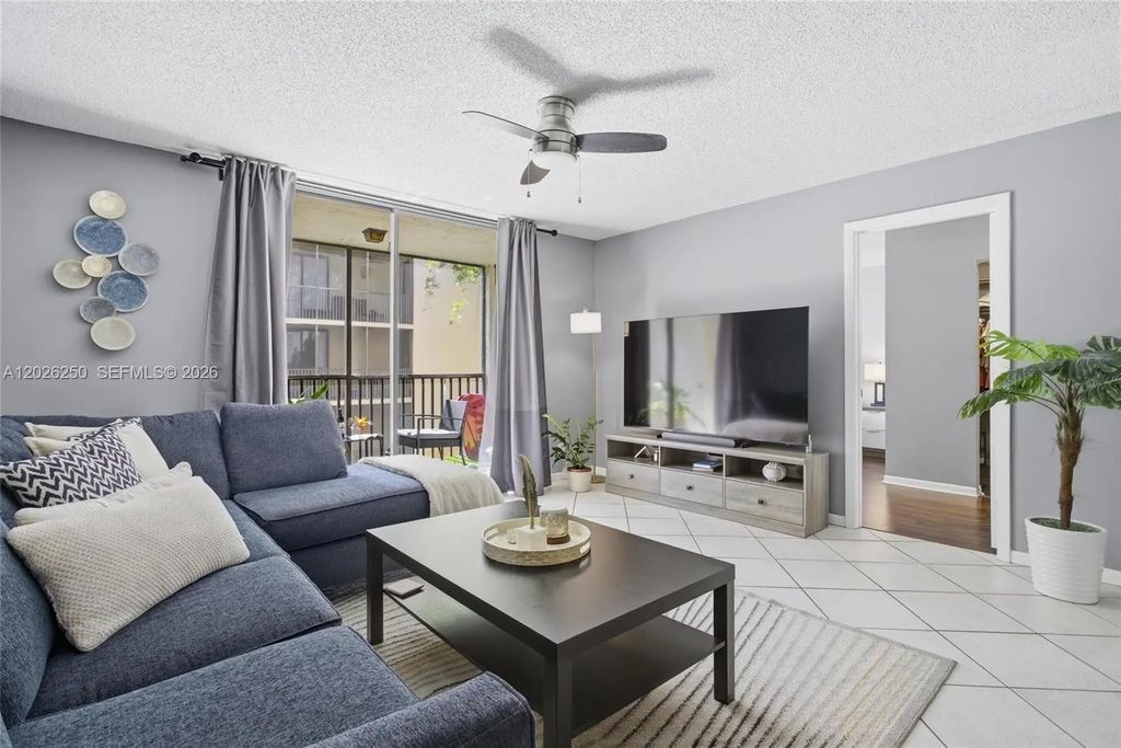 10451 W Broward Boulevard #209, Plantation