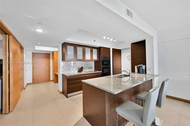 3 of 36 - 1830 S Ocean Drive #4404, Hallandale Beach, FL