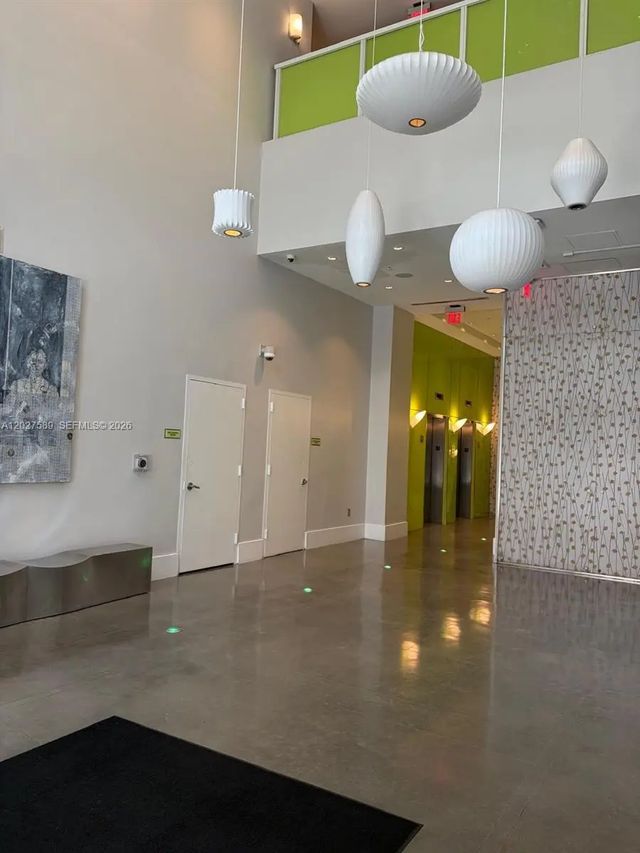 3 of 11 - 133 Ne 2nd Avenue #913, Miami, FL
