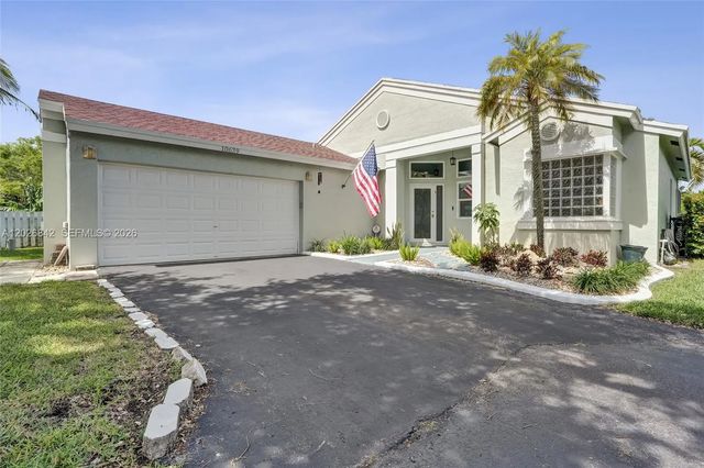 4 of 72 - 10639 Lago Welleby Drive, Sunrise, FL