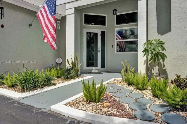 5 of 72 - 10639 Lago Welleby Drive, Sunrise, FL