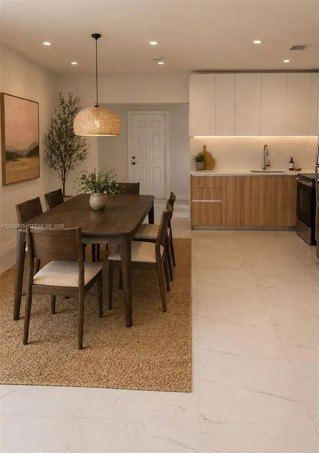 3 of 32 - 20720 Nw 34 Avenue, Miami Gardens, FL