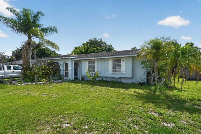 2 of 33 - 247 Airoso Boulevard, Port St. Lucie, FL