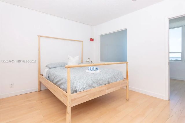 5445 Collins Avenue #1105, Miami Beach