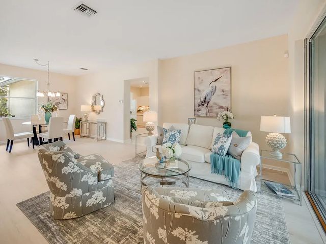 2 of 33 - 8540 Cypress Glen Court, Lake Worth, FL