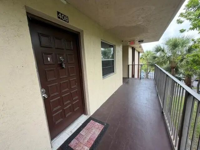 3341 Nw 47th Terrace #408, Lauderdale Lakes