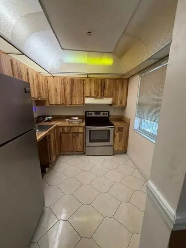 4 of 21 - 3341 Nw 47th Terrace #408, Lauderdale Lakes, FL