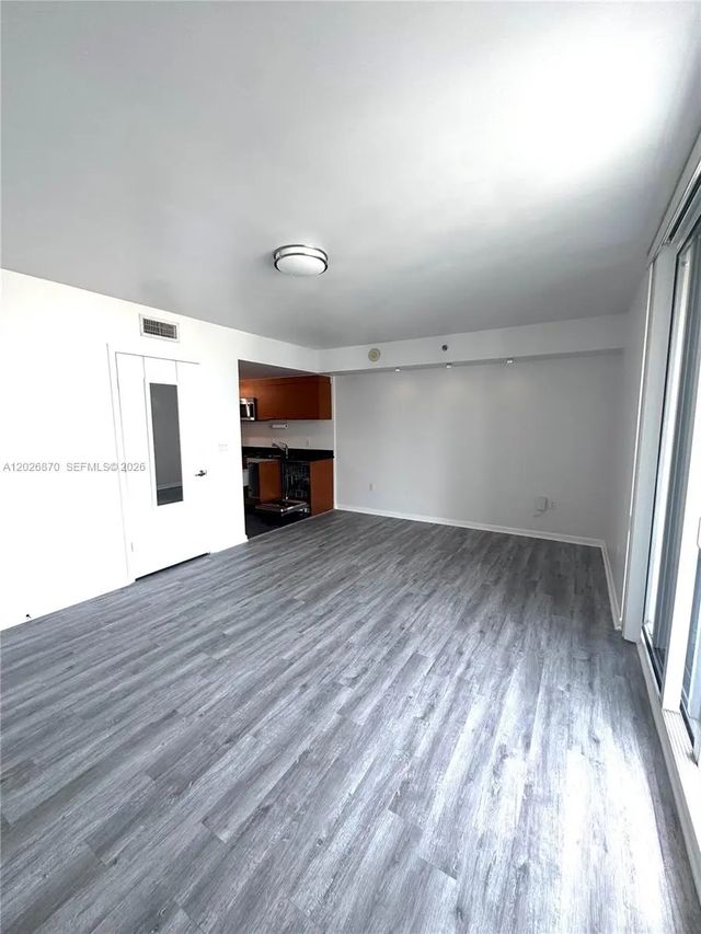 5 of 44 - 50 Biscayne Boulevard #3303, Miami, FL