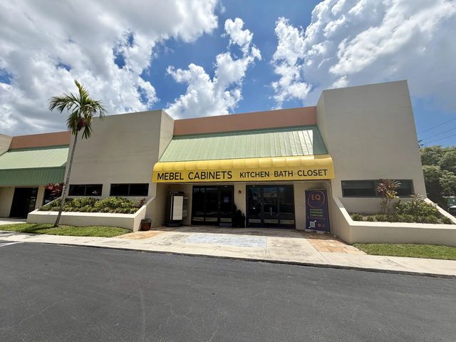 1800 N Powerline Road #9-11, Pompano Beach
