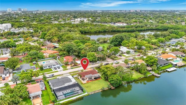 2501 Ne 209th Terrace, Miami