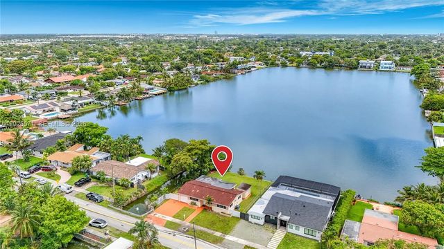 2 of 47 - 2501 Ne 209th Terrace, Miami, FL