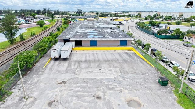 2 of 4 - 160 Ali Baba Avenue, Opa-Locka, FL