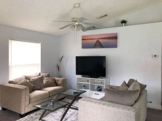 3 of 17 - 2812 Stoneway Lane #unit B, Fort Pierce, FL