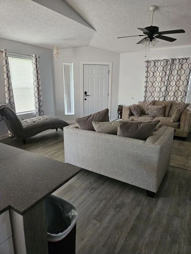 4 of 17 - 2812 Stoneway Lane #unit B, Fort Pierce, FL