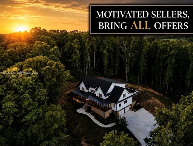 1642 Pineview Road, 
