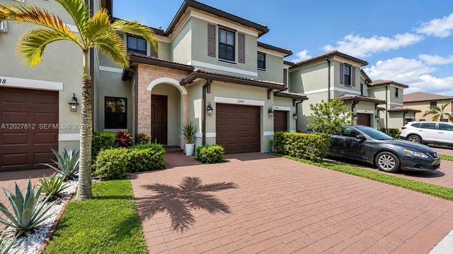 2 of 44 - 3342 W 104th Terrace, Hialeah, FL