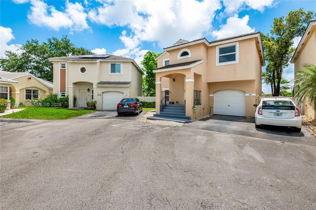 2 of 31 - 850 Nw 98th Avenue, Plantation, FL