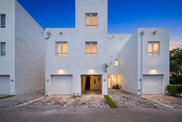 2 of 53 - 6310 Nw 103rd Place #202, Doral, FL