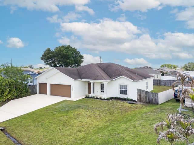 2 of 29 - 232 Sw Aldoro Place, Port St. Lucie, FL