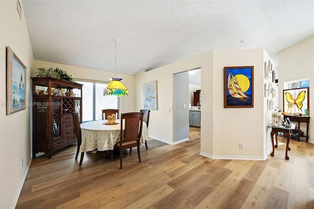 3 of 35 - 372 Nw 45th Terrace, Deerfield Beach, FL