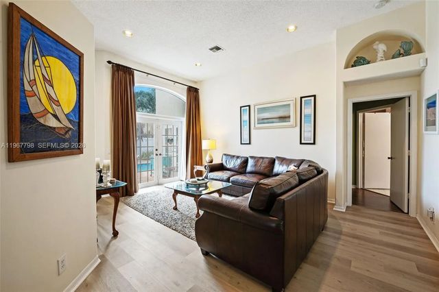 5 of 35 - 372 Nw 45th Terrace, Deerfield Beach, FL