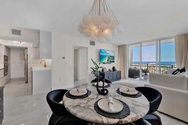 2 of 24 - 90 Alton Road #2207, Miami Beach, FL