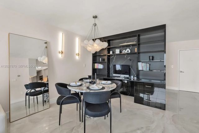 4 of 24 - 90 Alton Road #2207, Miami Beach, FL