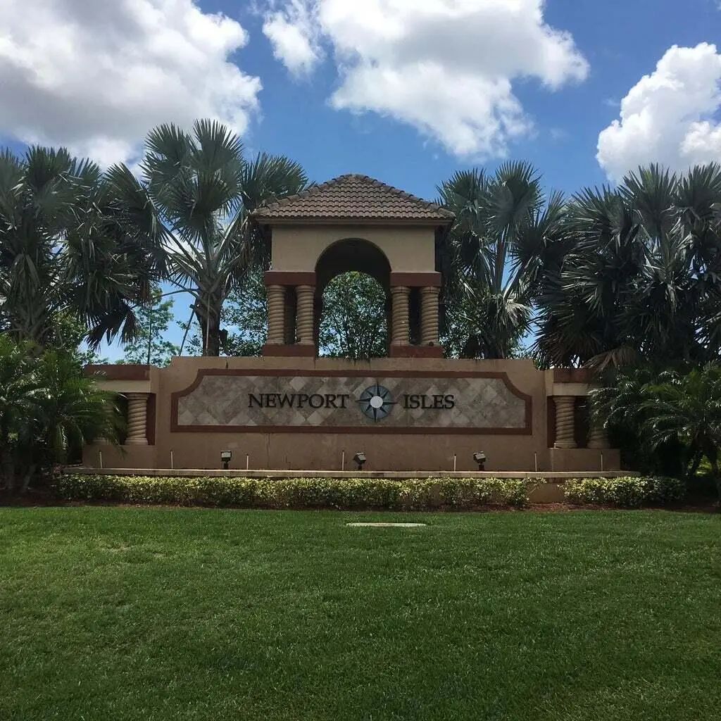 2552 Sw Marshfield Court, Port St. Lucie