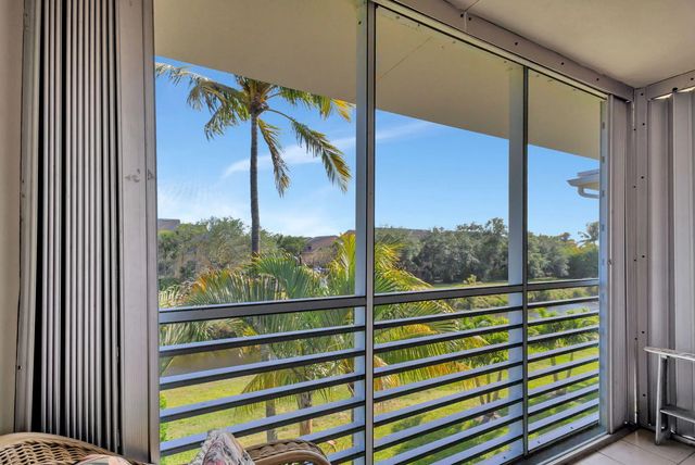 3 of 38 - 2812 Garden Drive S #308, Lake Worth Beach, FL