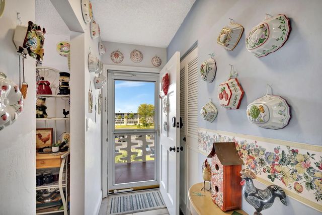 4 of 38 - 2812 Garden Drive S #308, Lake Worth Beach, FL