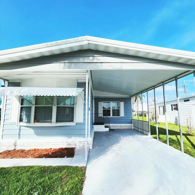 2 of 54 - 249 Camino Del Rio, Port St. Lucie, FL