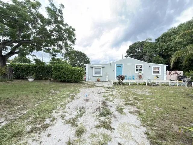 1185 Alto Road, Lake Worth