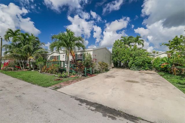 3 of 67 - 19800 Sw 180 Avenue #524, Miami, FL