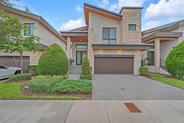 10250 Nw 76th Terrace, Doral